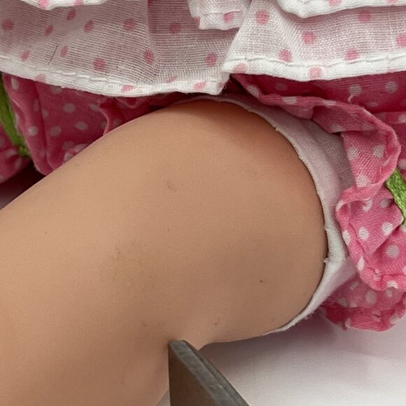 Strawberry Shortcake Berry Baby Blow Kiss & Giggles Doll 2007 Playmates READ TLC - Picture 6 of 16